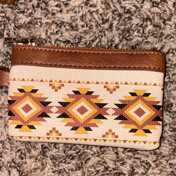 Brown and Cream Key & Card Holder Set - Picture 4 of 7